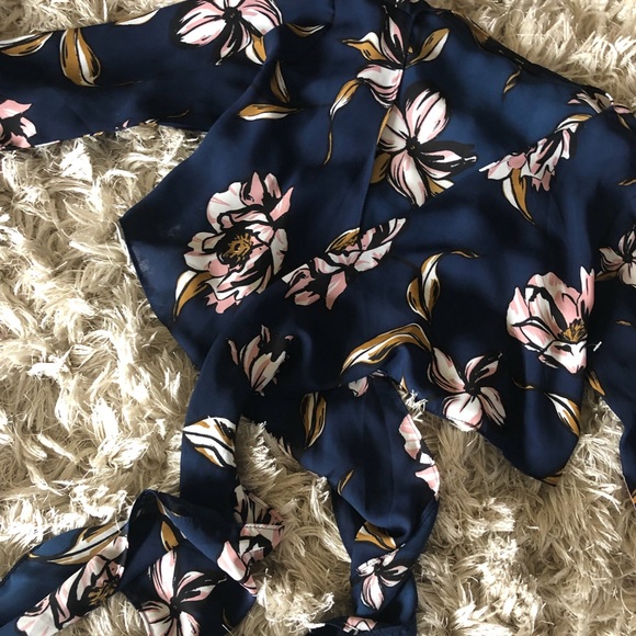 Navy Floral Wrap Top - Picture 5 of 5